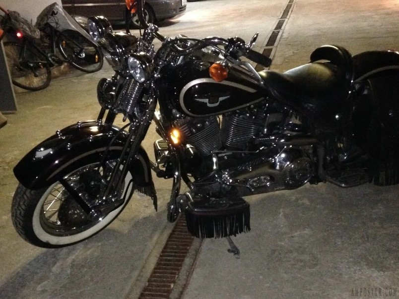 Небольшой отзыв про легендарный мотоцикл Harley-Davidson Springer Softail