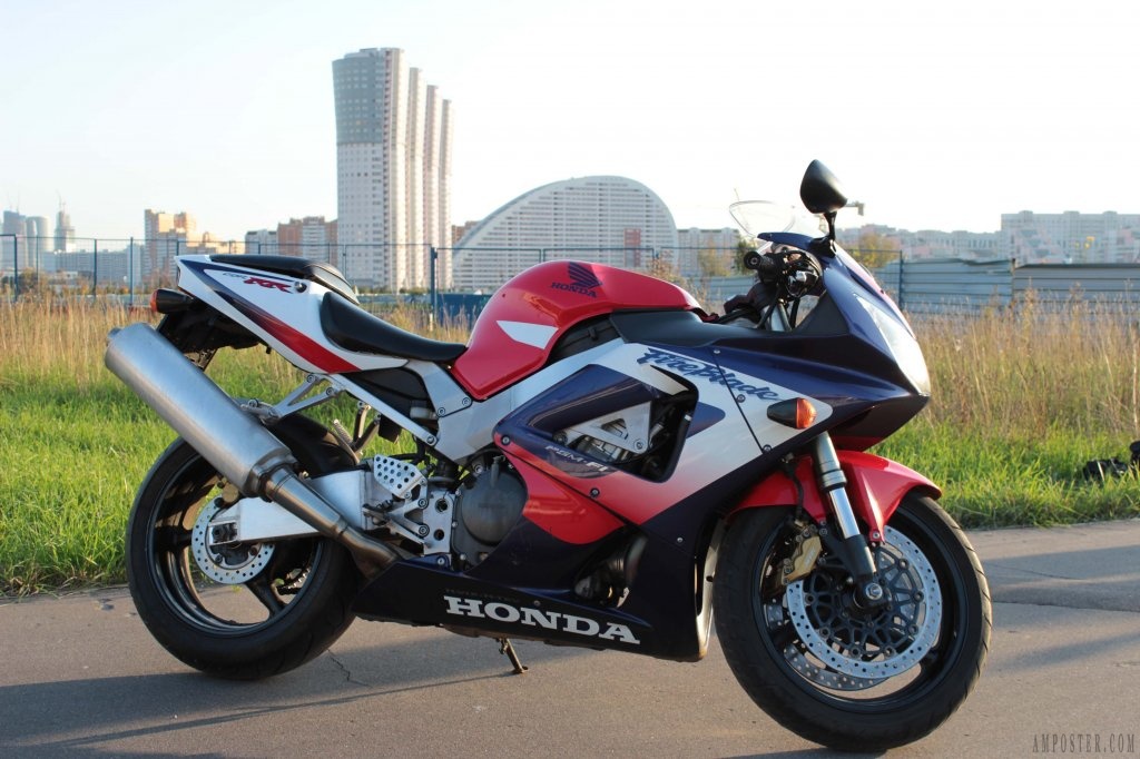 Отзыв про мотоцикл Honda CBR 929 RR FireBlade