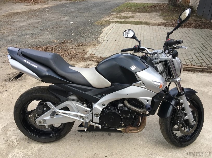 Отзыв о мотоцикле Suzuki GSR 600