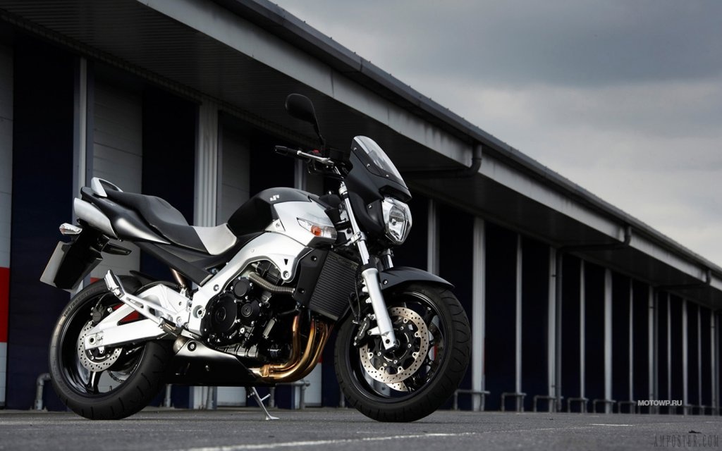 Отзывы о мотоцикле Suzuki GSR 600