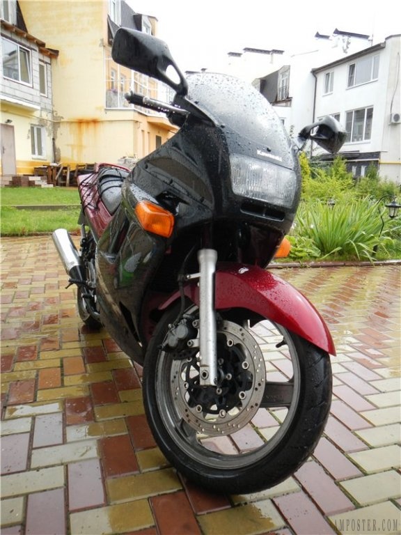 Отзыв о мотоцикле Kawasaki ZZR 250