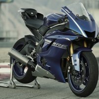 Первые новости о спортивном байке Yamaha YZF-R6 2017