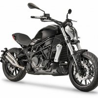 Новый мотоцикл Benelli 402s – новинка или копия Ducati?