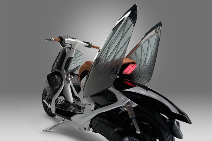 скутер насекомое от Yamaha