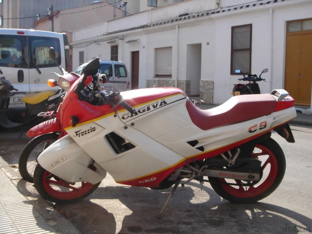 Отзыв от владельца мотоцикла Cagiva Freccia C9